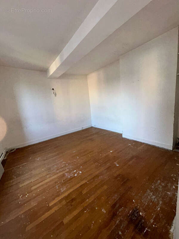 Appartement à FONTENAY-EN-PARISIS