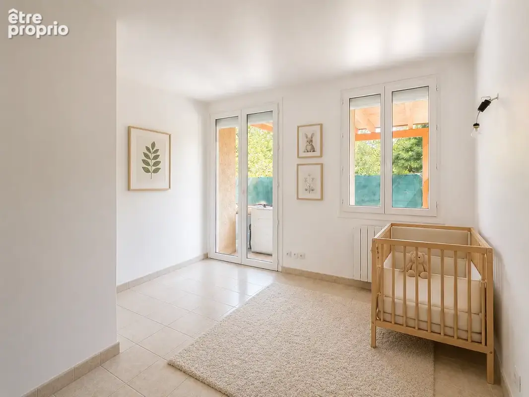 Appartement T3 montée Charlemagne - Vienne - Place de stationnement - photo 10
