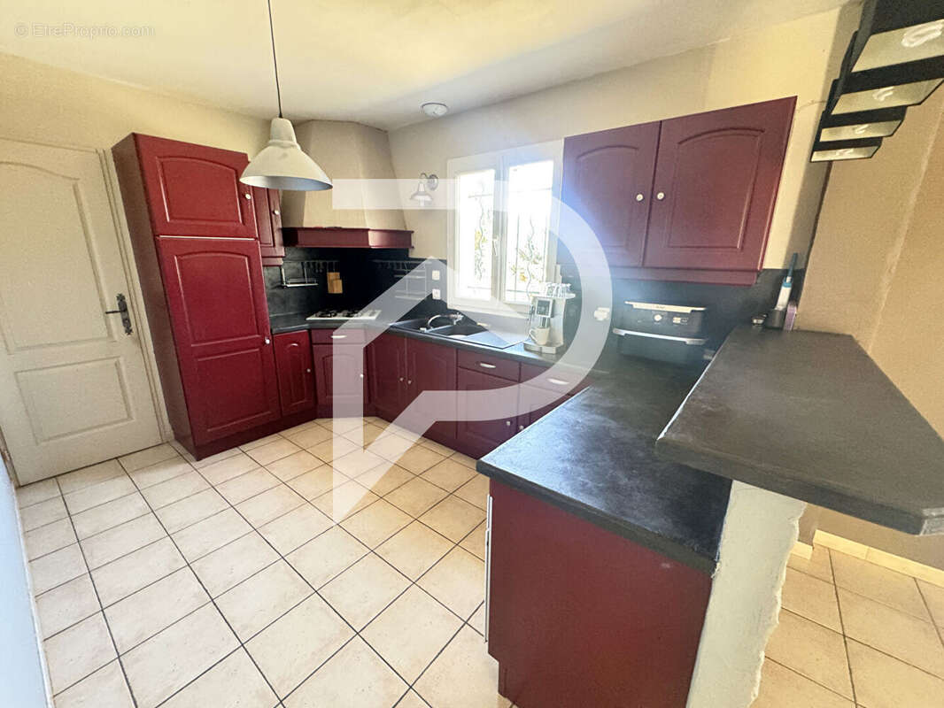 Maison à LA CHAUSSEE-D&#039;IVRY