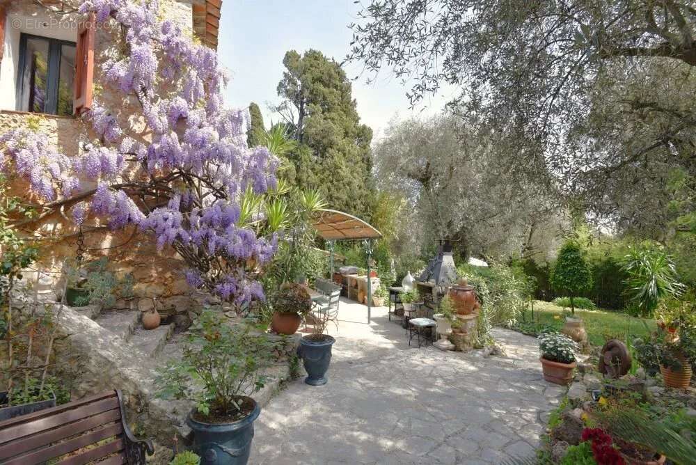 Maison à PEYMEINADE