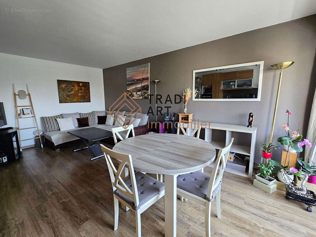 Appartement à MORSANG-SUR-ORGE