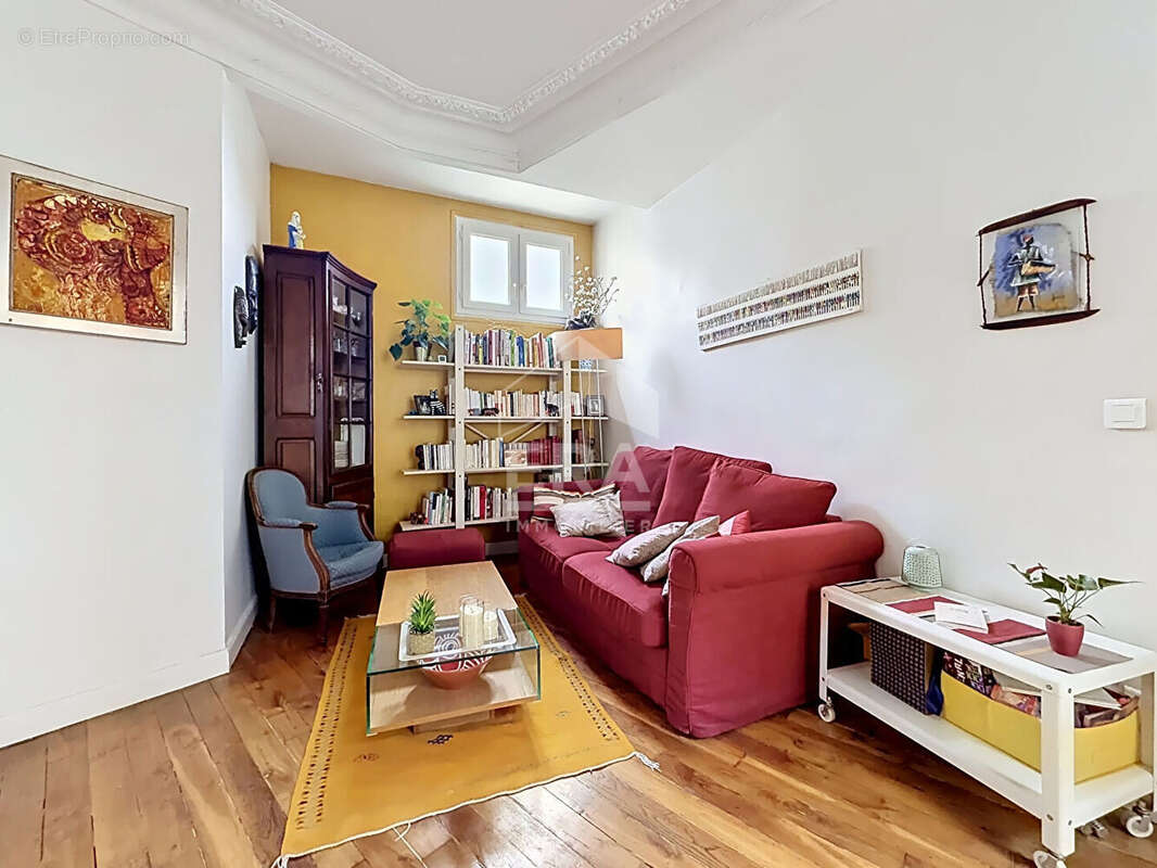 Appartement à PARIS-12E
