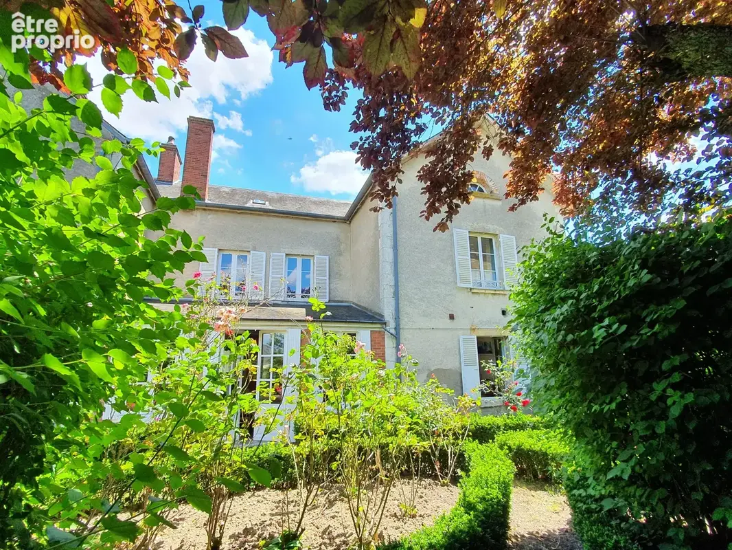 Maison à LES AIX-D'ANGILLON