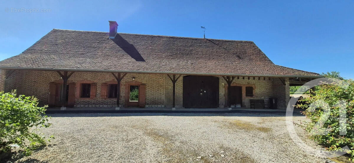 Maison à BRUAILLES