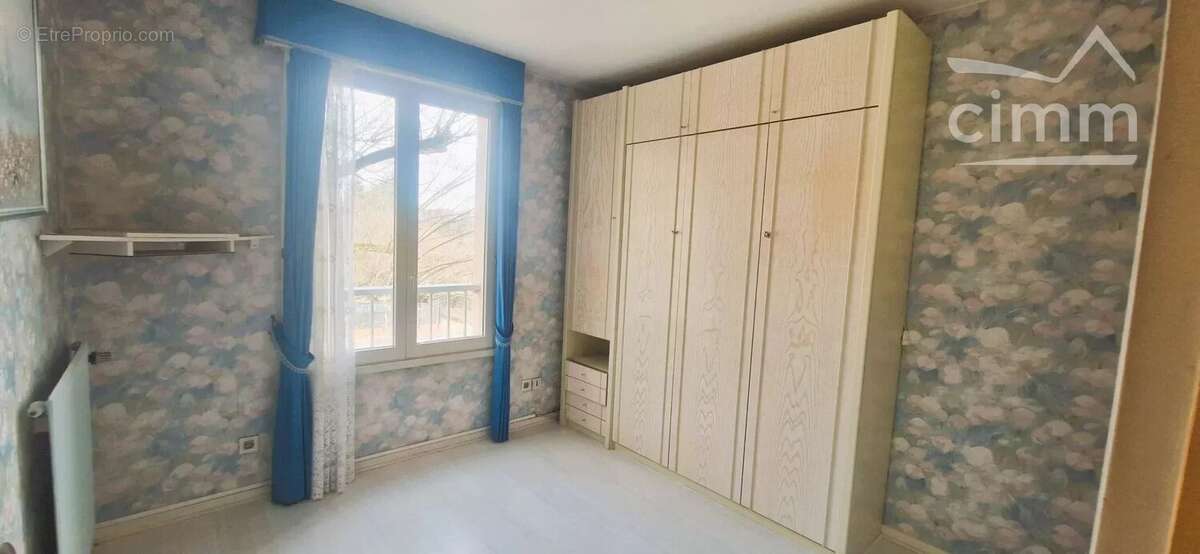 Appartement à LA TOUR-DU-PIN