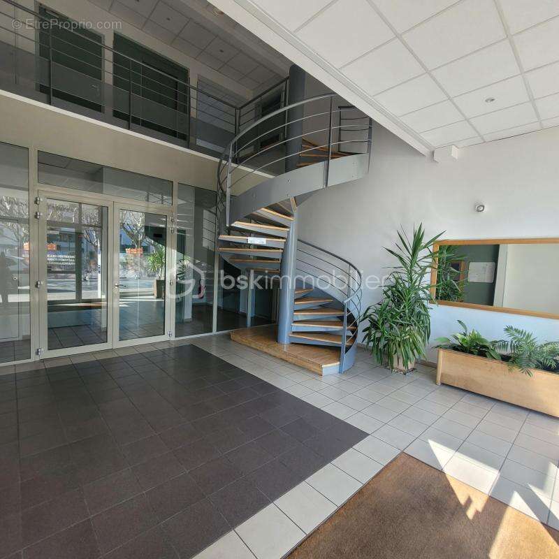 Local commercial libéral     260 000 € - photo 5