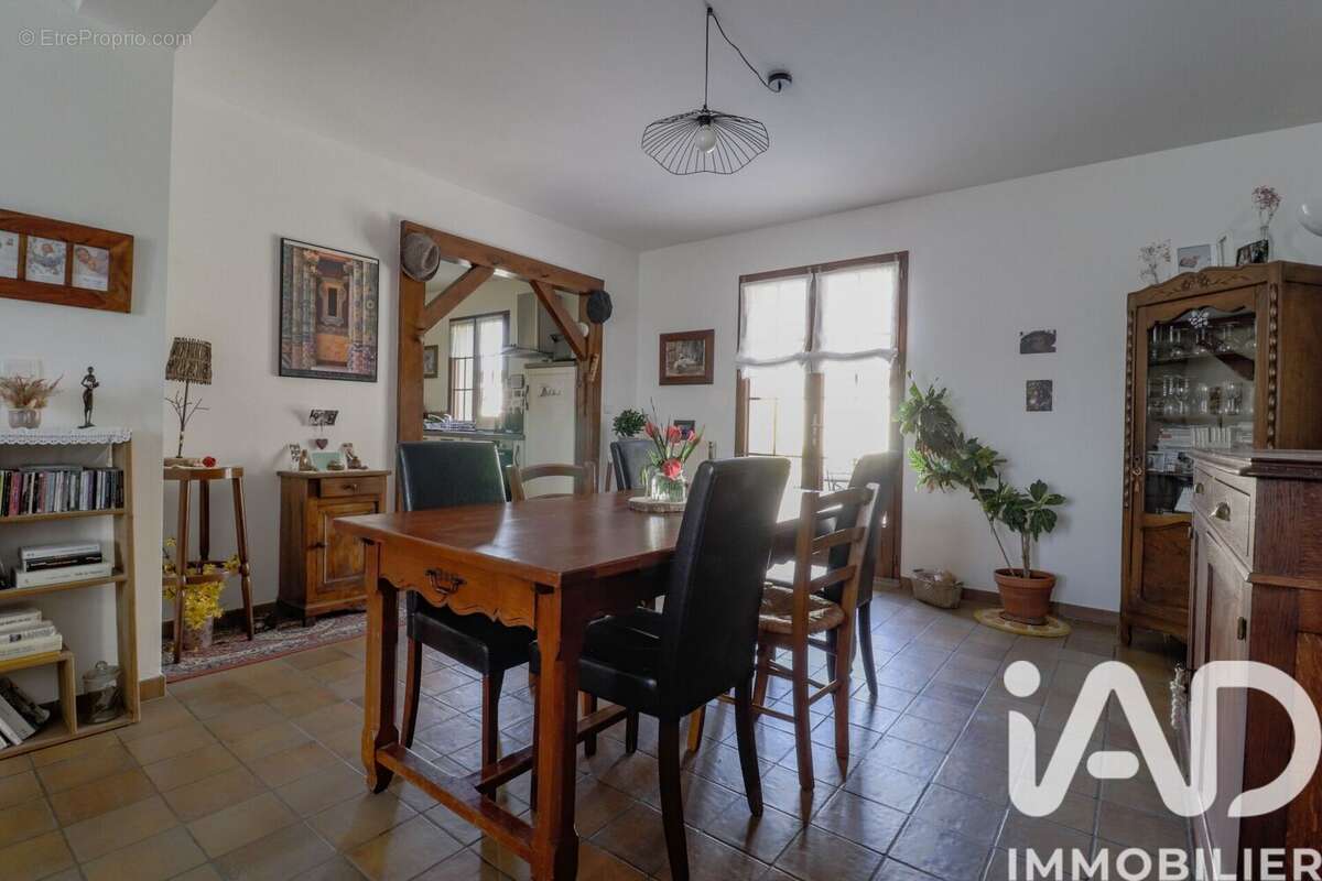 Photo 6 - Maison à SAULX-LES-CHARTREUX