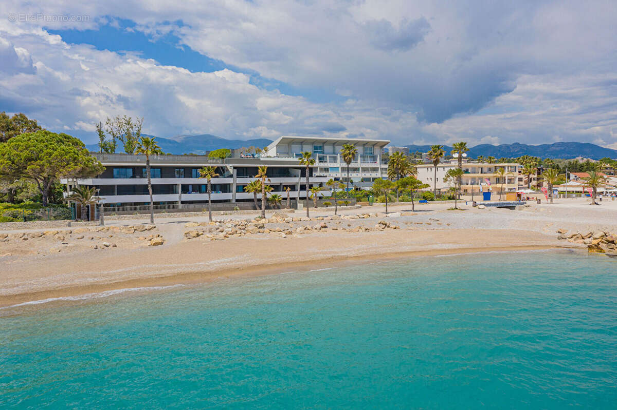 Appartement à VILLENEUVE-LOUBET