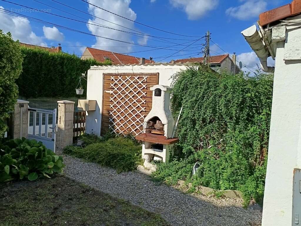 Maison 49 m² à Noeux-Les-Mines  - photo 8