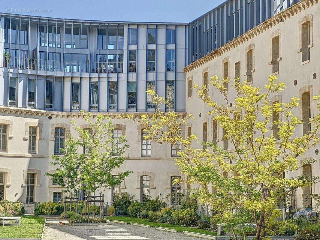 Exclusivité - Quartier Banasterie - Appartement avec jardin - photo 4