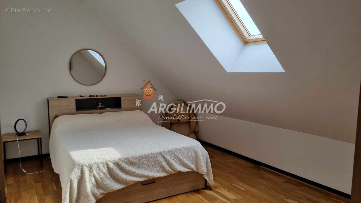 Maison à SAINT-CALAIS