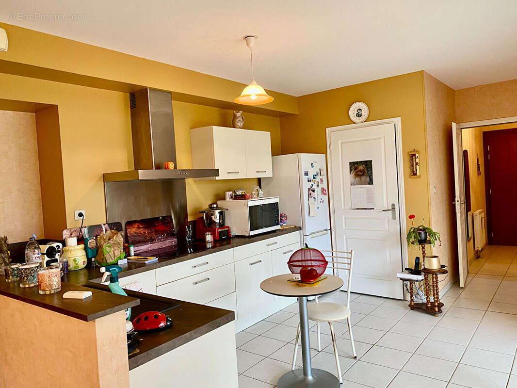Appartement à MONTCEAU-LES-MINES