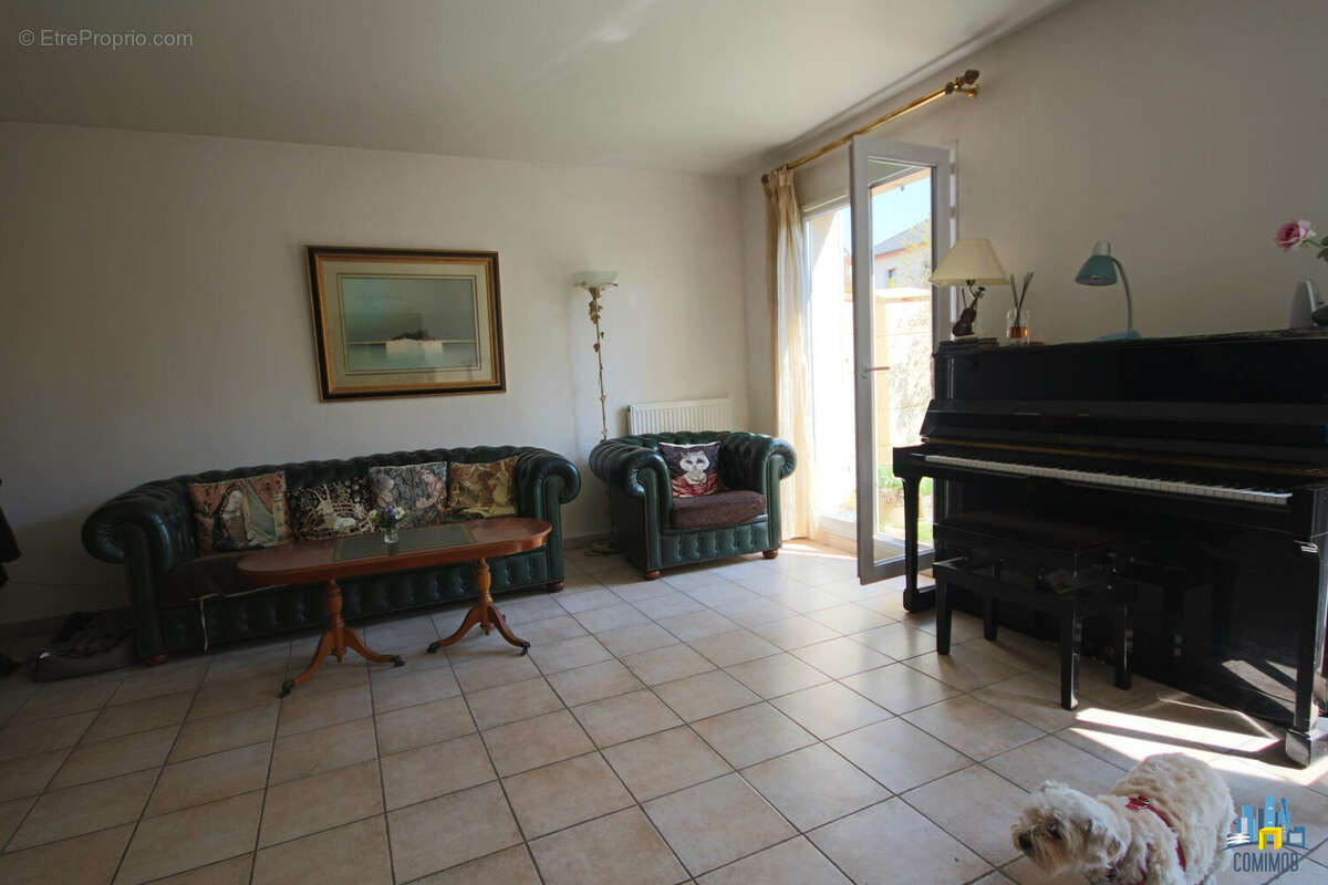 Maison à CARRIERES-SUR-SEINE