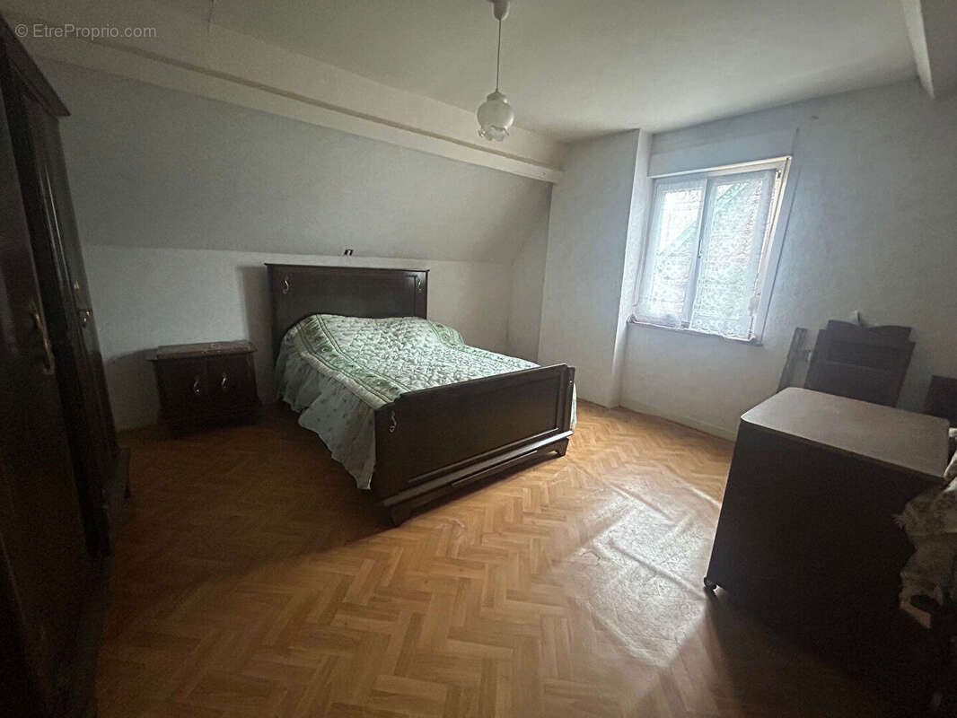 Maison à SAINT-LEGER