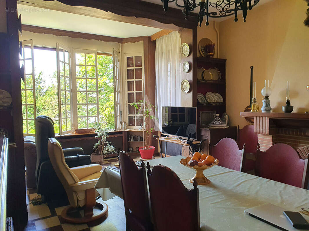 Maison à NOYERS-SUR-CHER