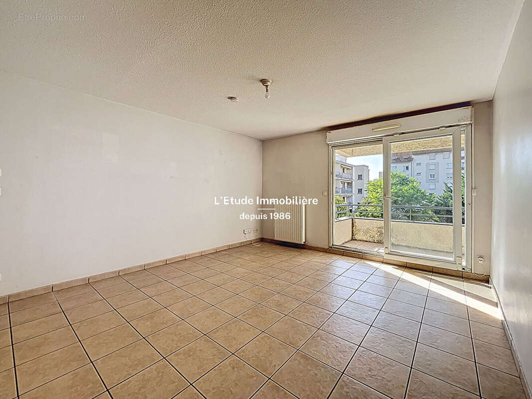 Appartement à LYON-8E