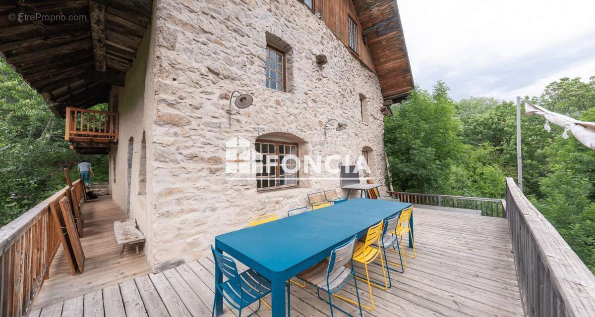 Maison de pays dans un hameau de montagne - photo 2