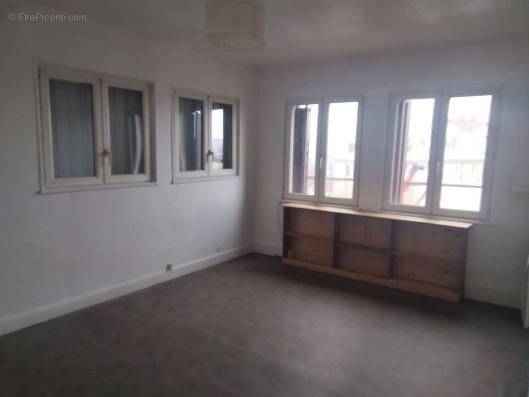 Appartement à DECIZE