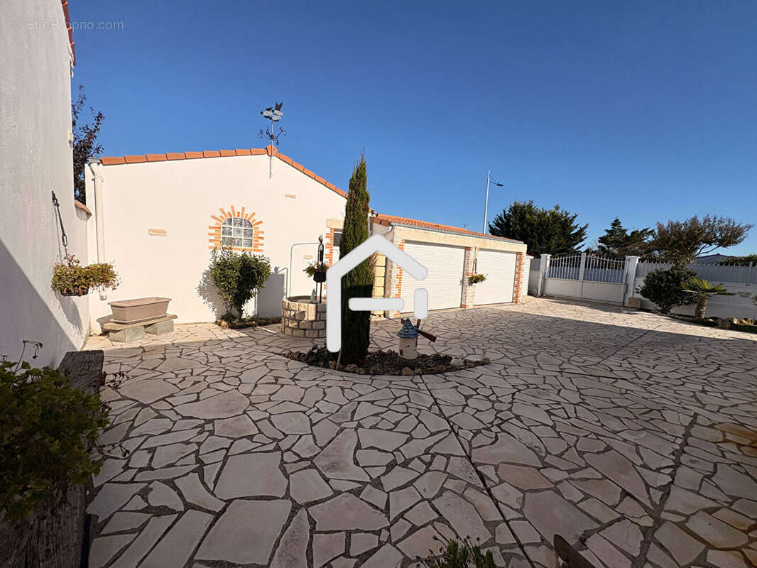 Maison à L&#039;AIGUILLON-SUR-MER