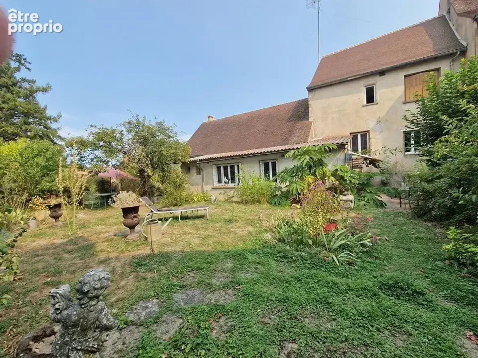 Maison à SAINT-POURCAIN-SUR-SIOULE