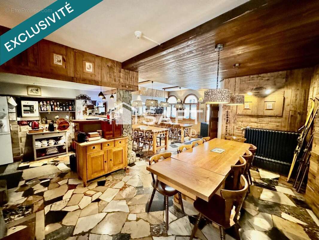 Photo 3 - Commerce à SAINT-CHAFFREY