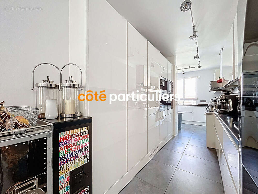 Maison à SAINT-MAUR-DES-FOSSES