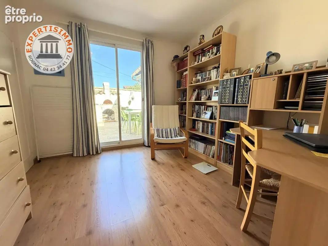 Rognac Maison T4 avec Piscine et Garage - photo 16