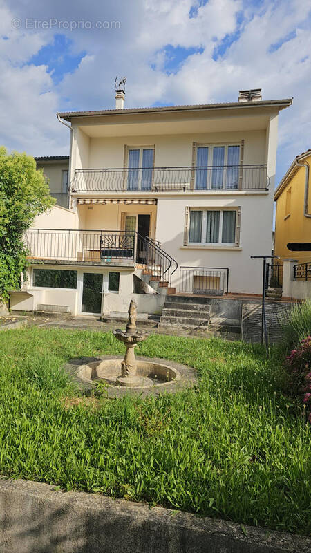Maison à MONSEMPRON-LIBOS
