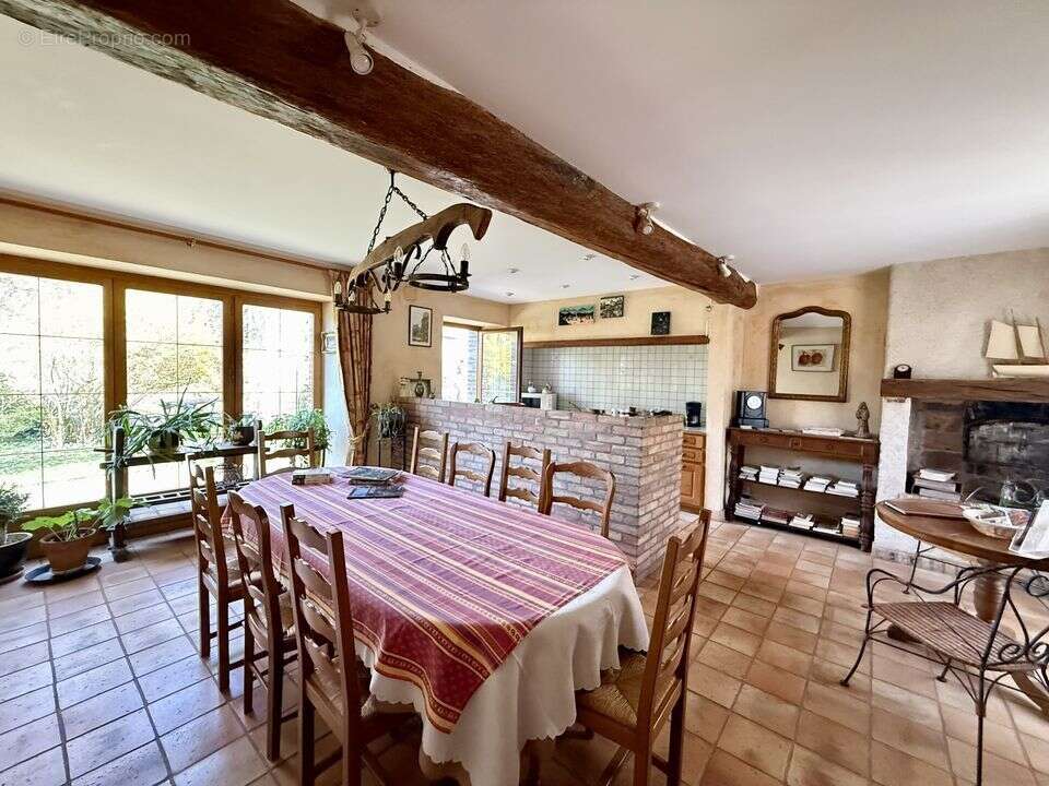 Deux maisons pour la même propriété, ancien prieuré, entre - photo 15