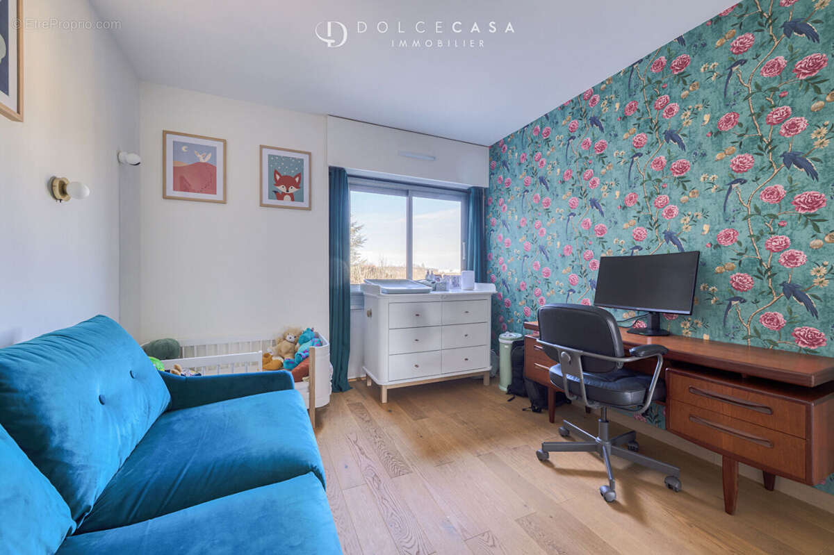 Appartement à LE PERREUX-SUR-MARNE