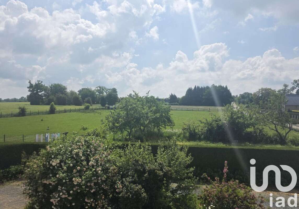 Photo 2 - Maison à MONTCHAMP