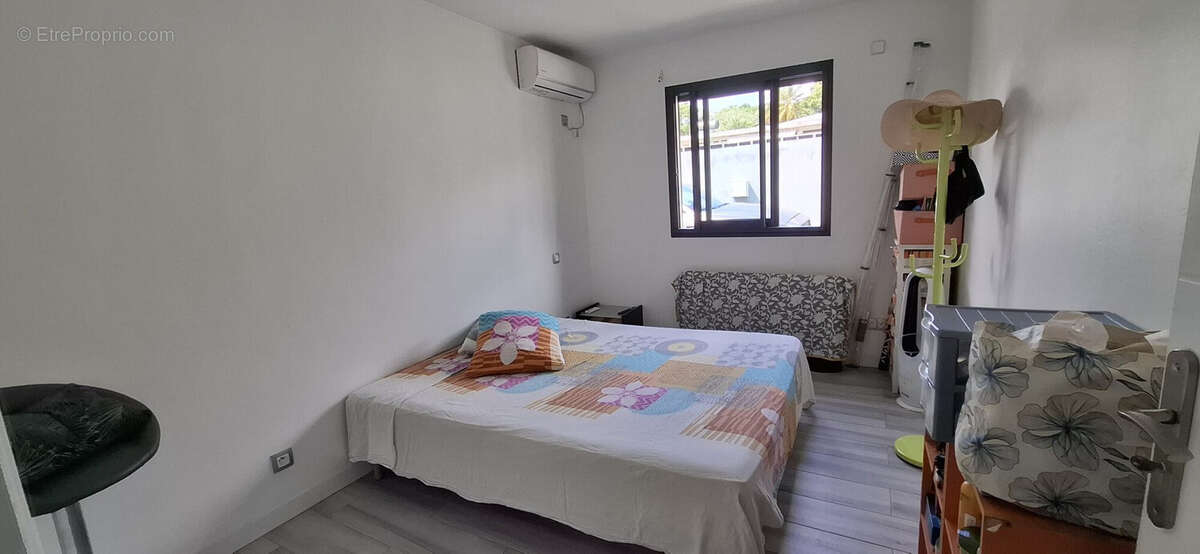 Maison à BAIE-MAHAULT