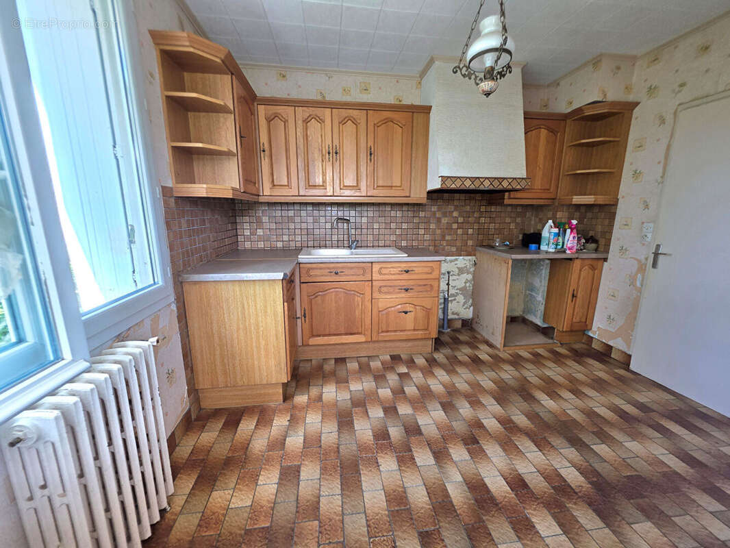 Maison 104m² à notre-dame-d'oé - photo 5