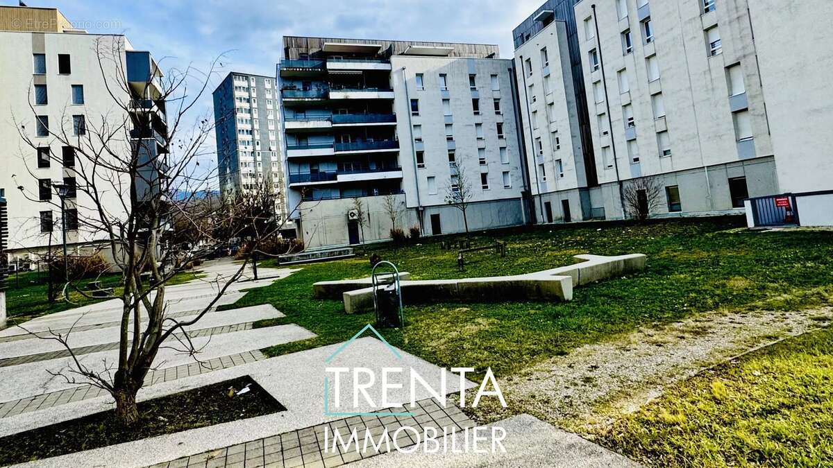 Appartement à ECHIROLLES