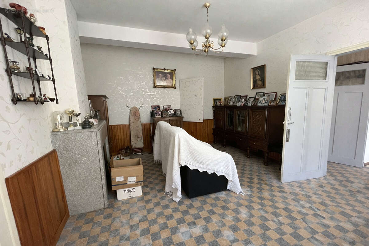 Maison à MARSEILLETTE