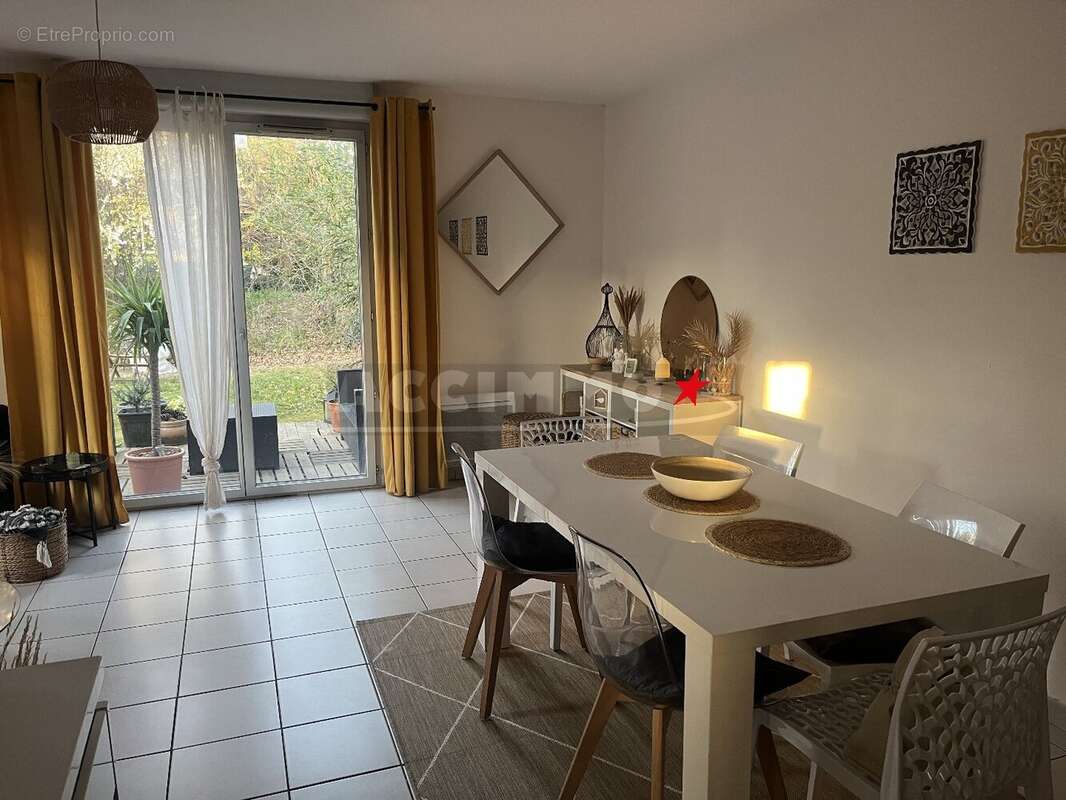 Maison à SAINT-ORENS-DE-GAMEVILLE