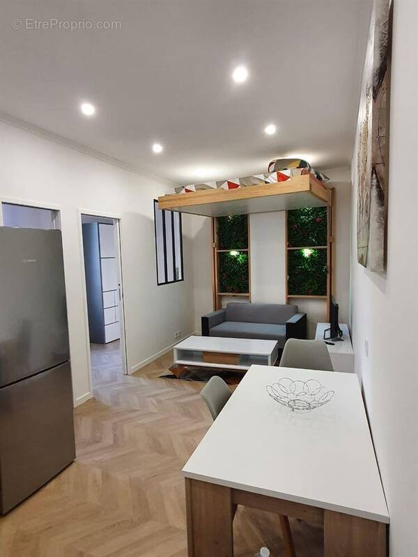 Appartement à COLOMBES