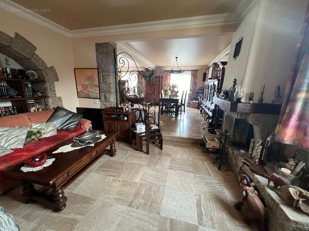 Maison à LE POULIGUEN