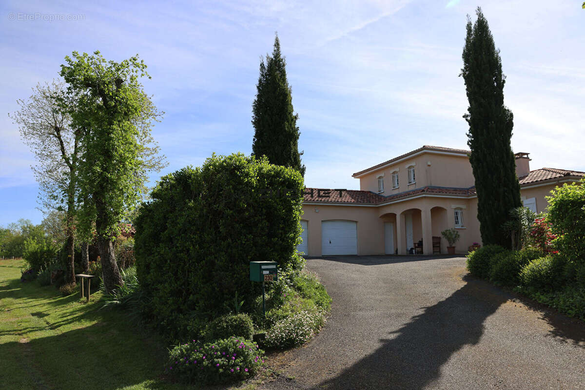 Maison à AIRE-SUR-L&#039;ADOUR