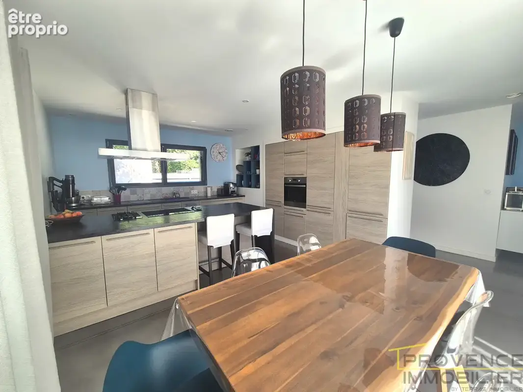 Maison à vendre à Montélimar   Villa familiale avec piscine, T2 indépendant, Grand garage   Les Catalins - photo 5