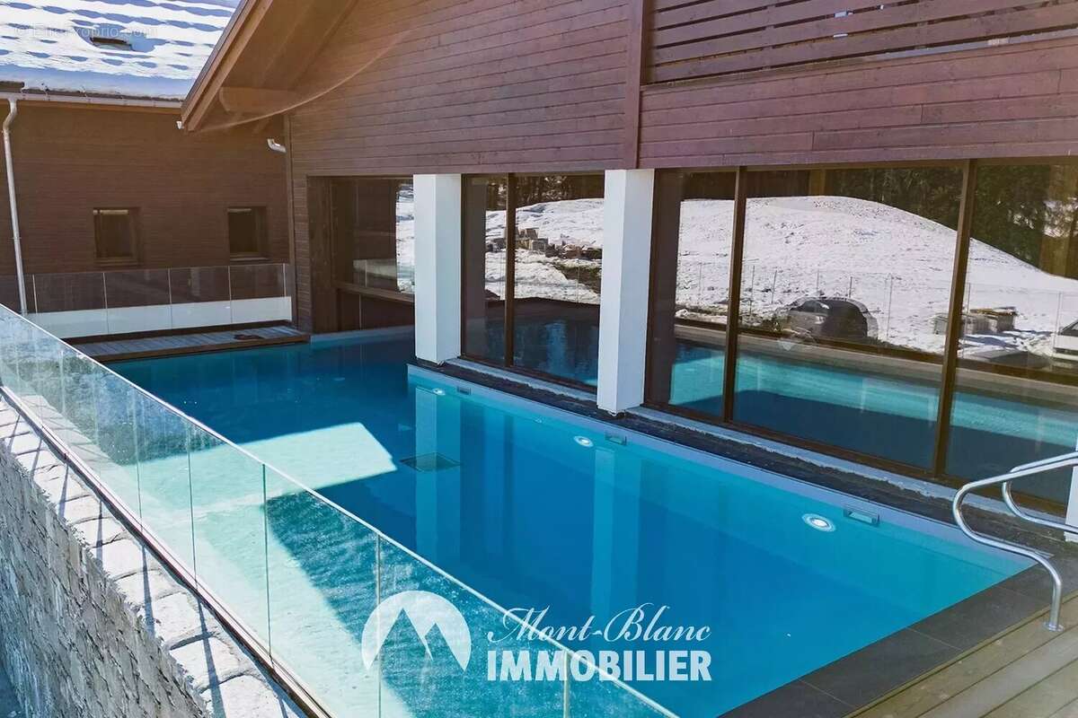 Appartement à COMBLOUX