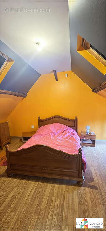 Maison à SAINS-MORAINVILLERS