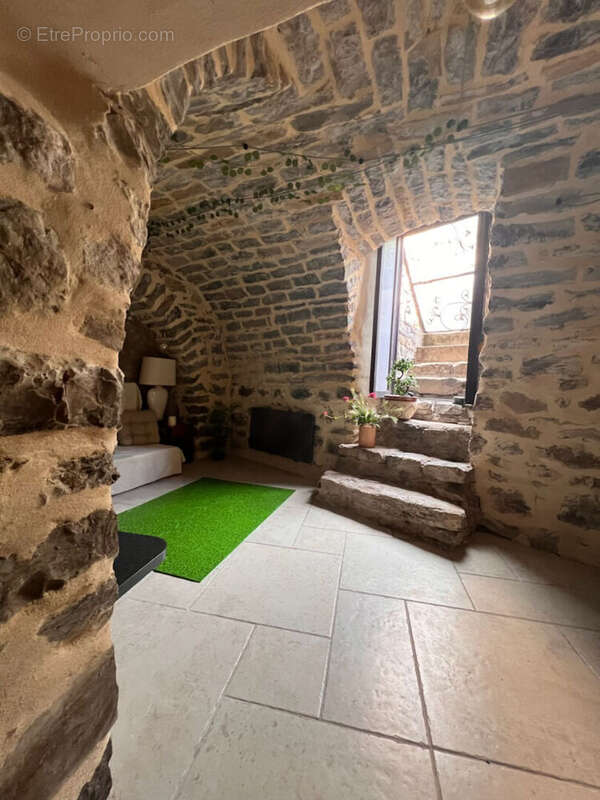 Maison Millau type 7 de 180M2 avec local commercial ou studio separé - photo 13