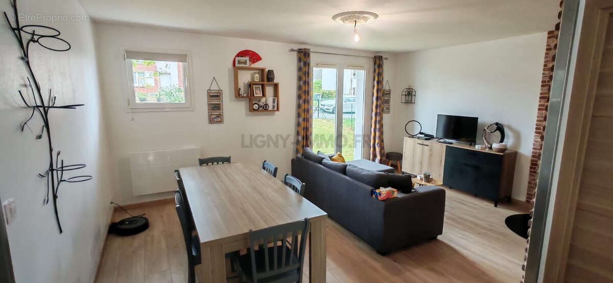 Maison à LONGUEVILLE-SUR-SCIE