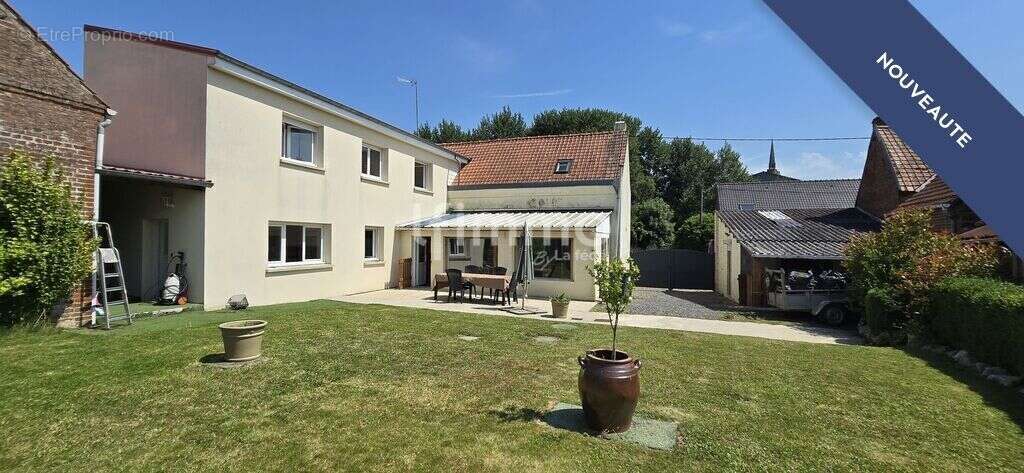 Propriété 6 pièces 174 m2 - photo 2