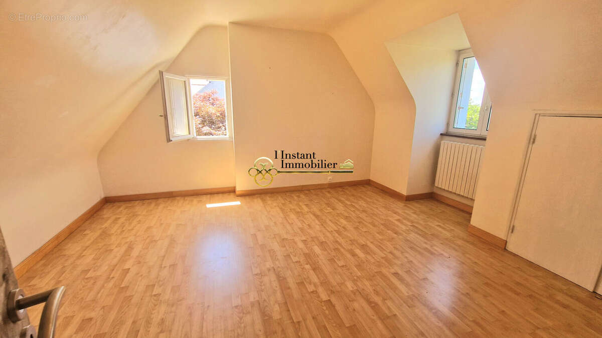 Maison à PLOUGASNOU