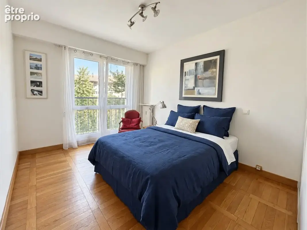 Appartement 97 m2 avec terrasse - moins de 10 minutes rer a - photo 7