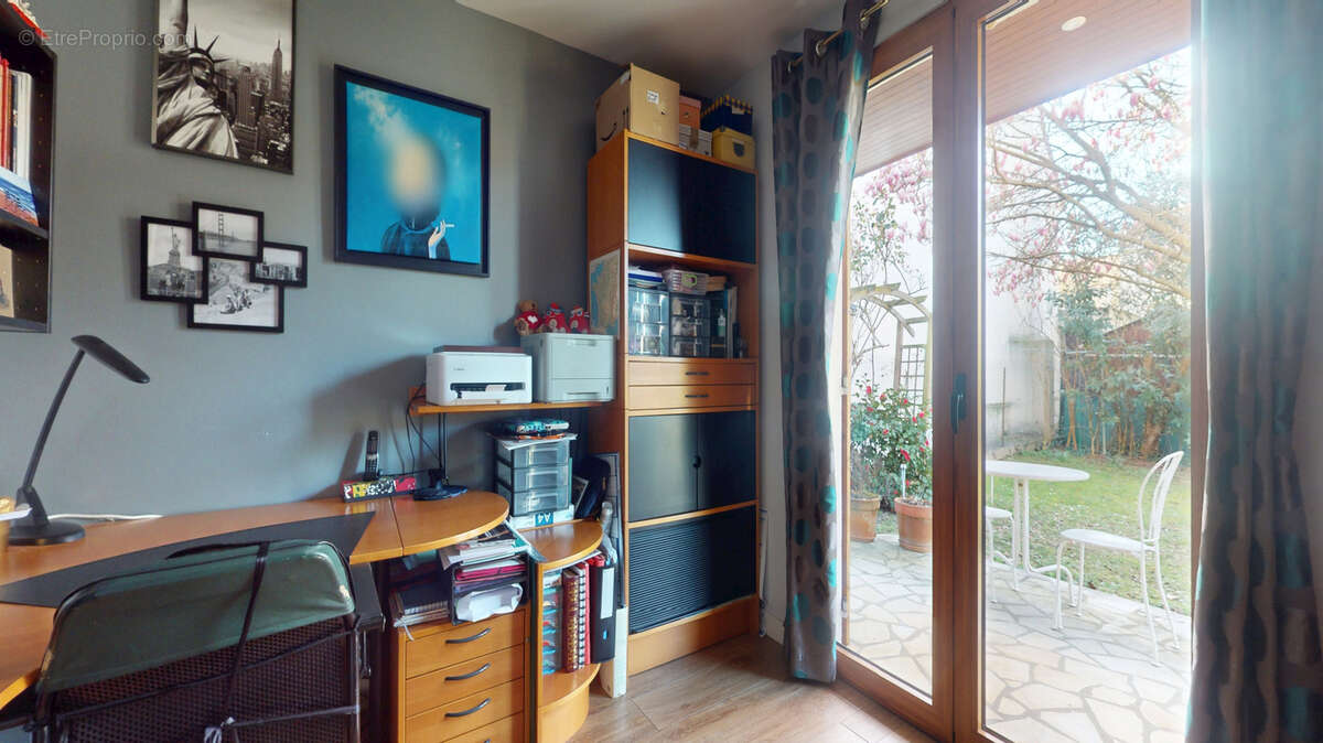 Maison à SARTROUVILLE