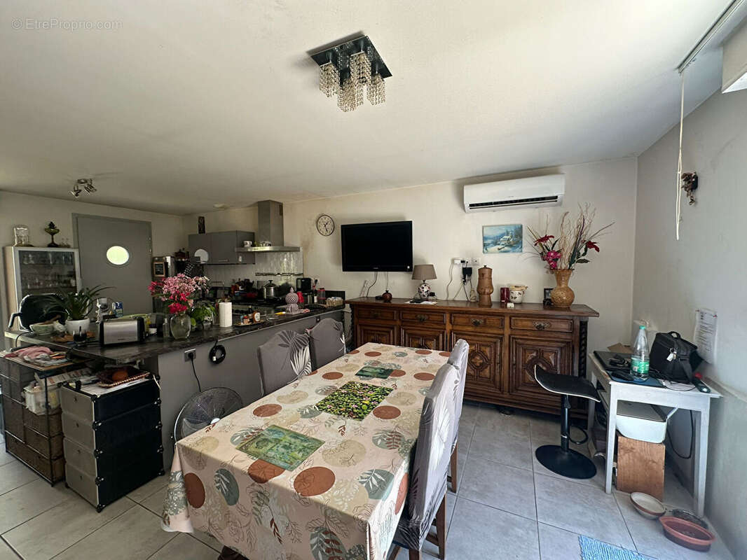 Maison à LES MEES