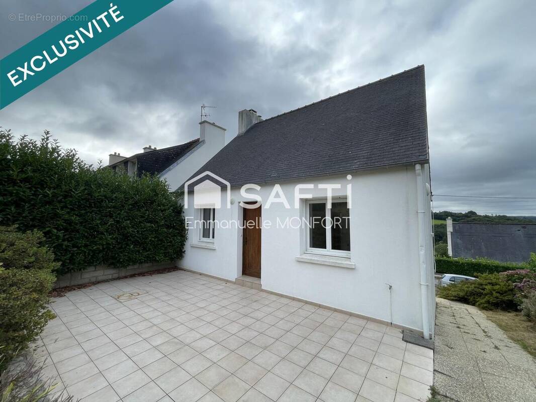 Photo 1 - Maison à SAINT-MARTIN-DES-CHAMPS